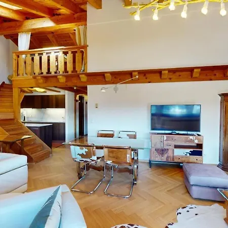 Ludains 18 Apartamento