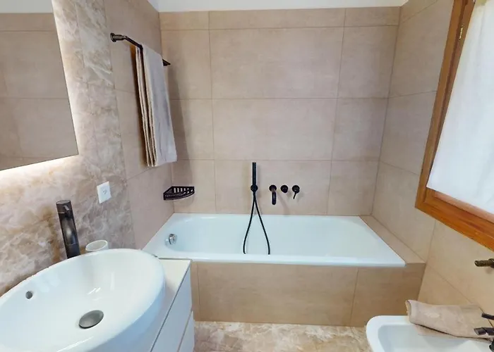 Apartman Ludains 18 *