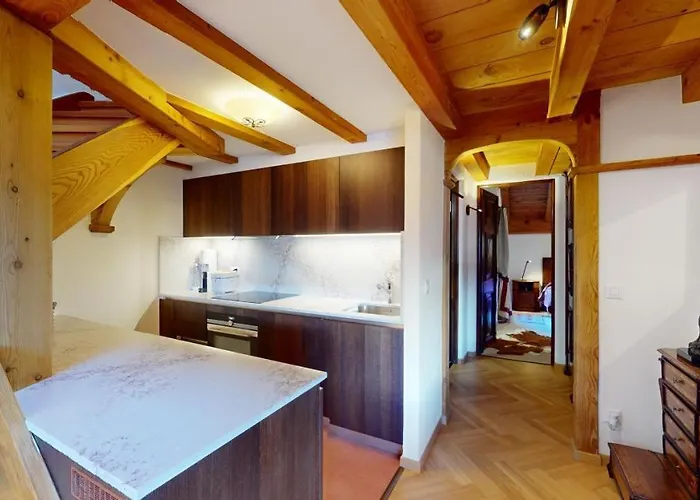 Apartman Ludains 18 *