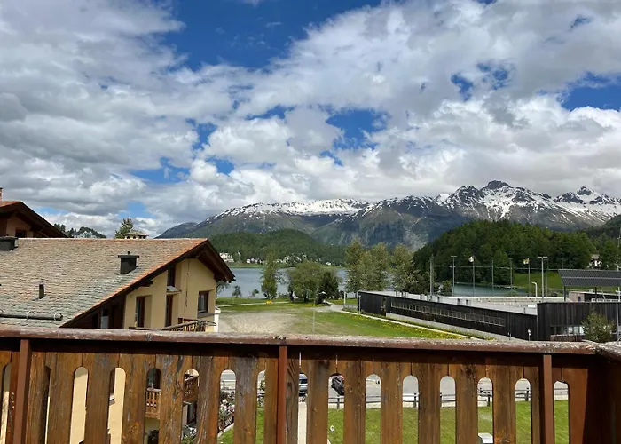 Ludains 18 Apartman St. Moritz