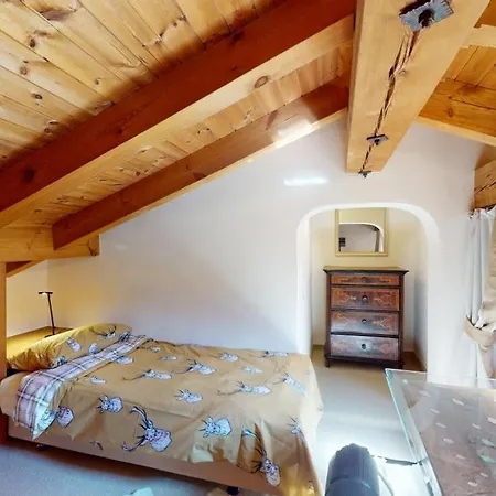 Ludains 18 Apartman St. Moritz